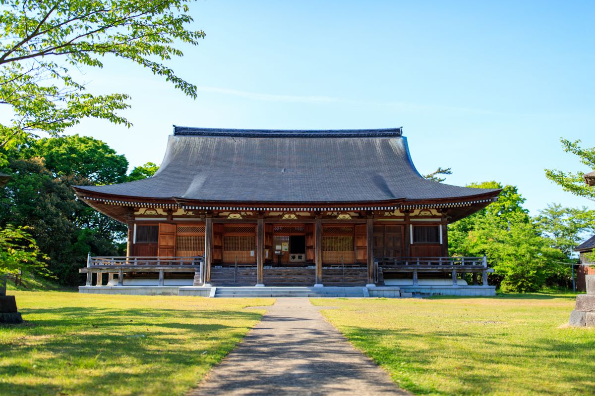 Gochi Kokubunji Temple